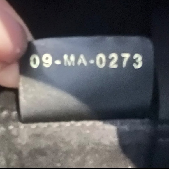 DIOR MEDIUM BLACK TOUJOURS BAG - Picture 13 of 13